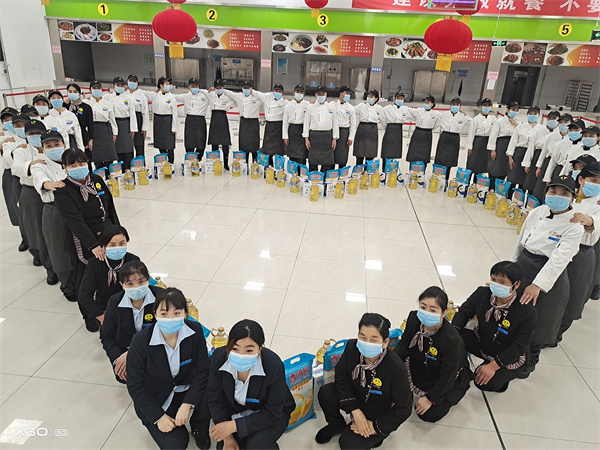 心系员工  温暖新春   外围买球app有哪些为全体员工发放春节福利